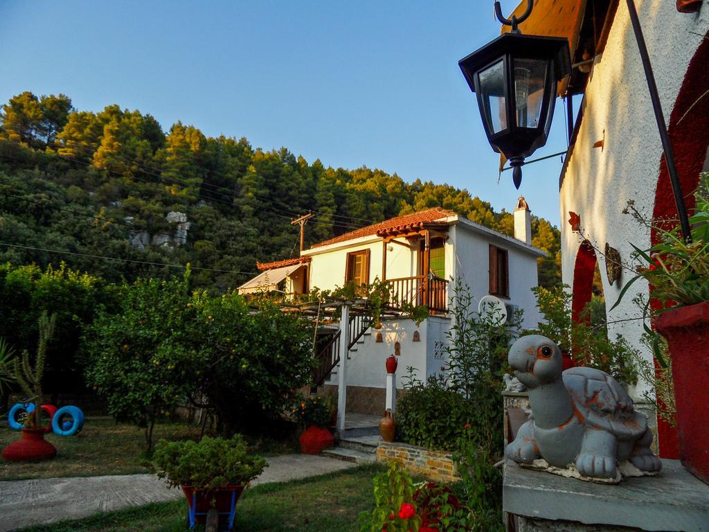 Spiros Rooms Panormos  Exterior photo